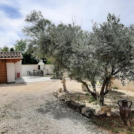 Chalet Au Pied Du Mont Ventoux Mormoiron Kültér fotó